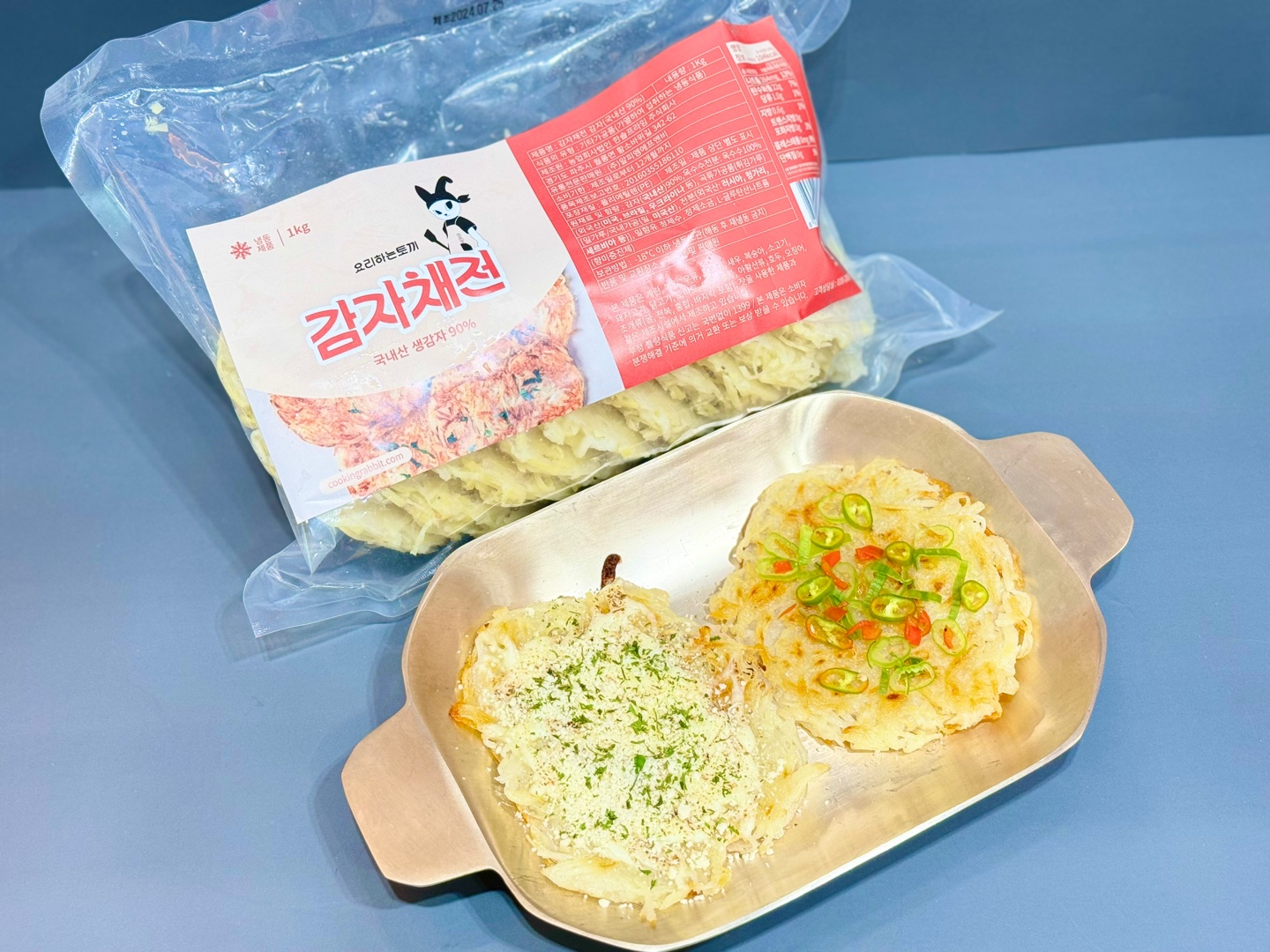국내산 생감자만 사용한 함량90%이상인 요리하는토끼 감자채전 500g(100g x 5장) - 상품 이미지