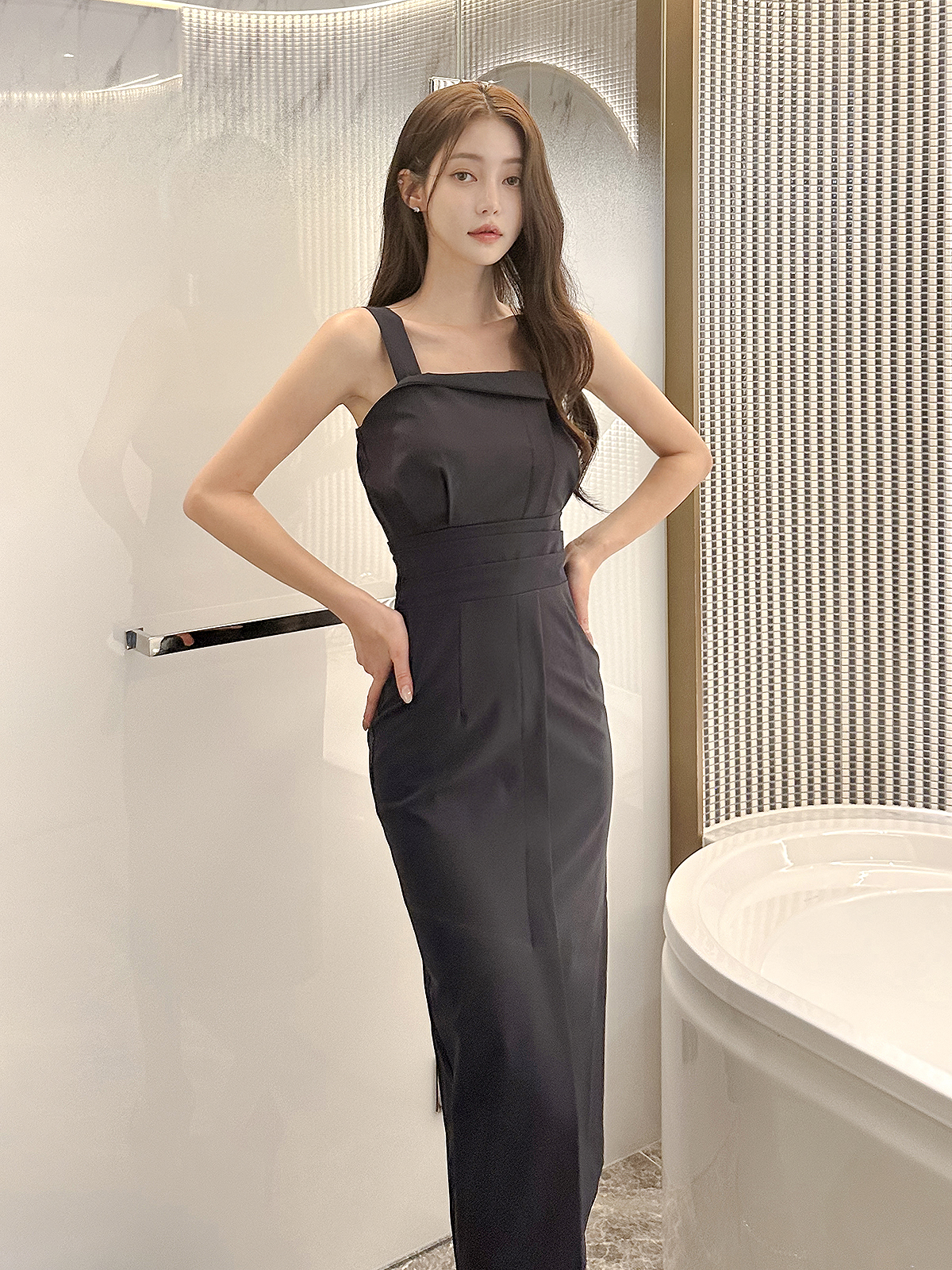 완벽핏 테일러 뷔스티에 슬림 나시 롱 원피스 - 상품 이미지