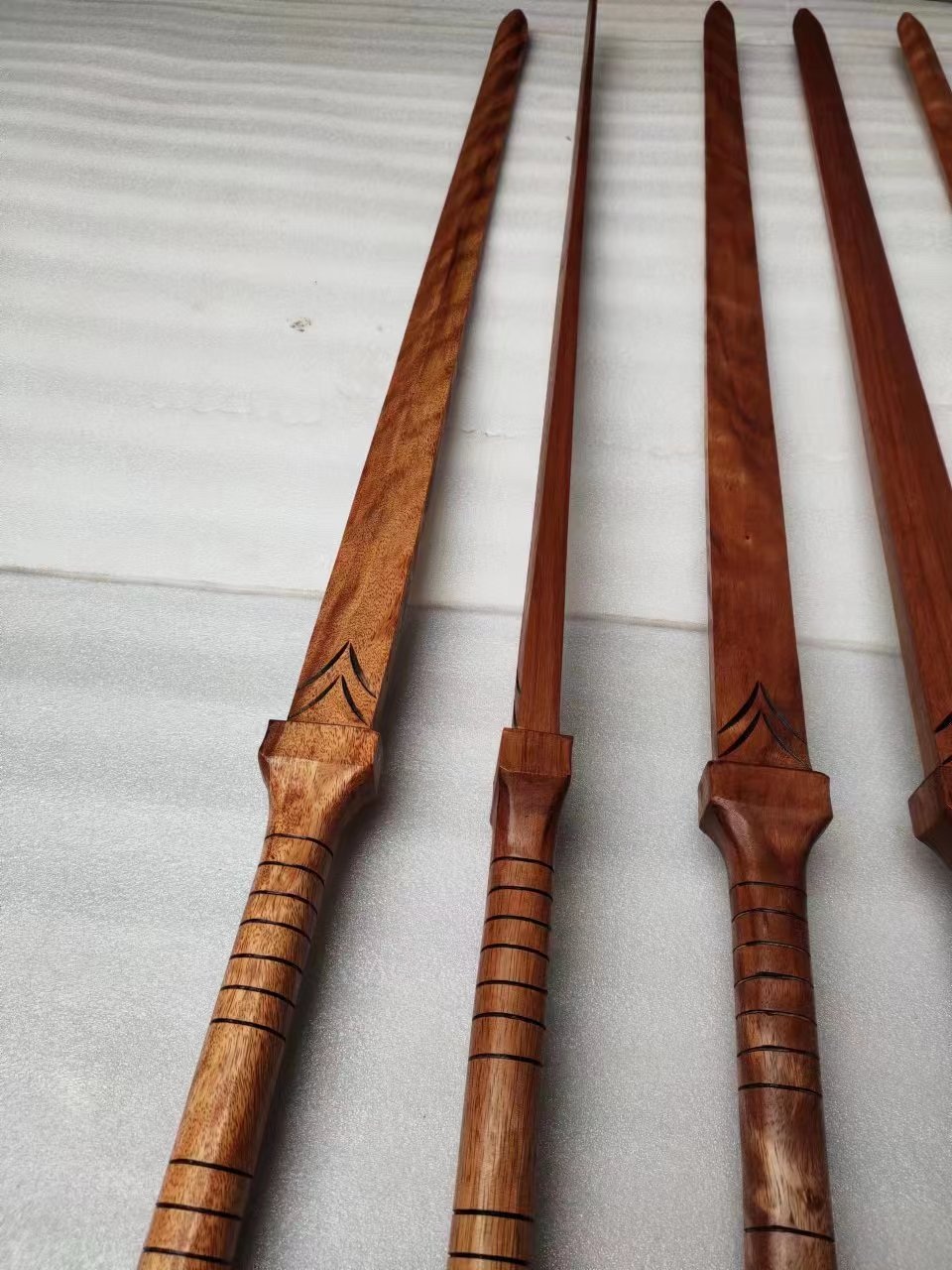 목검 일본도 가검 목도 검도 수련용 훈련용 장검 도검 홍단 600g - 상세 이미지 3