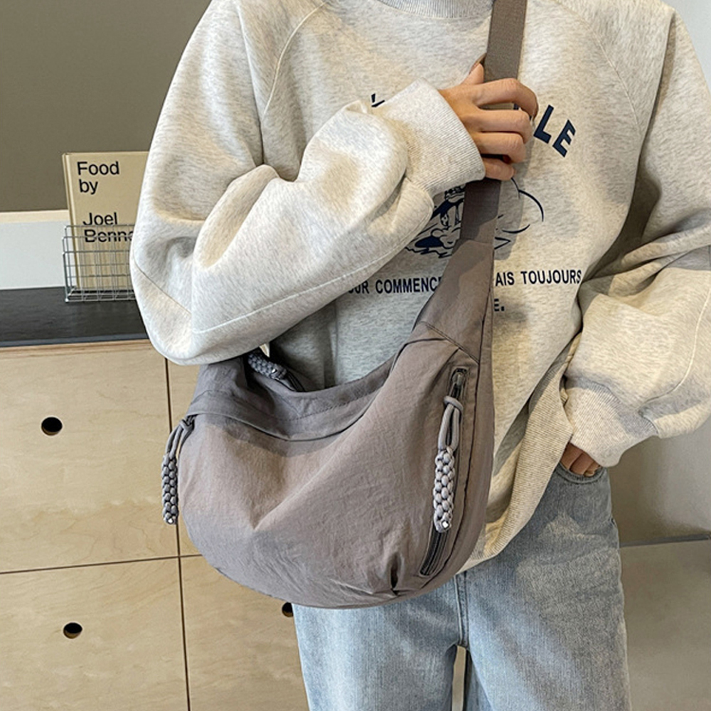 여성 나일론 여행용 크로스백 반달 크로와상백 해외 여행 슬링백 가방