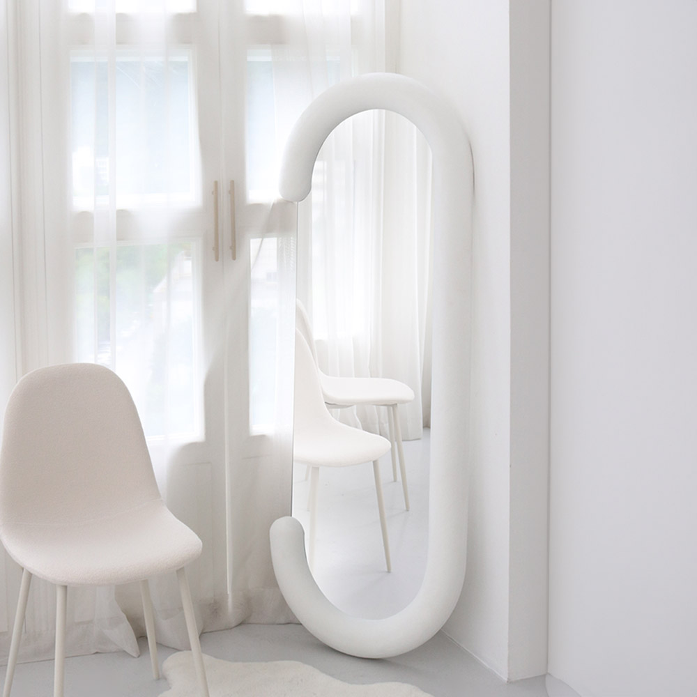 비알프렌드 에끌레 벽걸이 스탠드 프레임 고급 대형 전신거울 포토존(2color)