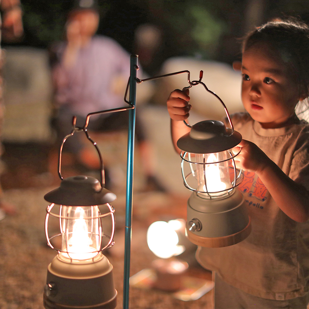 브리즈문 2세대 양방향 캠핑 랜턴 걸이 스탠드 파일드라이버 거치대 테이블 조명 등 폴대