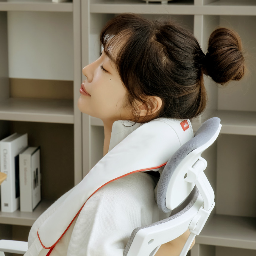 멜킨 목 어깨 마사지기 무선 승모근 마사지 기계 등 허리 경추 뒷목 진동 온열 안마기 사진 5