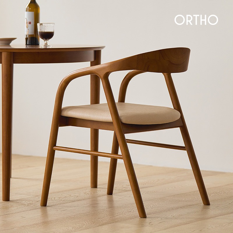 올쏘 엘로 원목 식탁 의자 카페 인테리어 의자