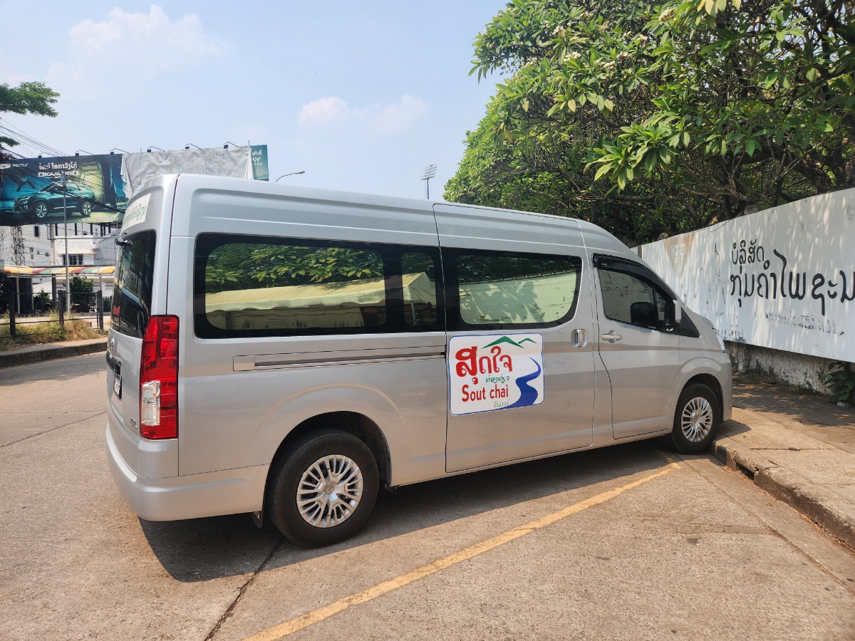 라오스 비엔티엔 방비엥 편도 전세밴 단독 기사 포함 (유류비 포함)
