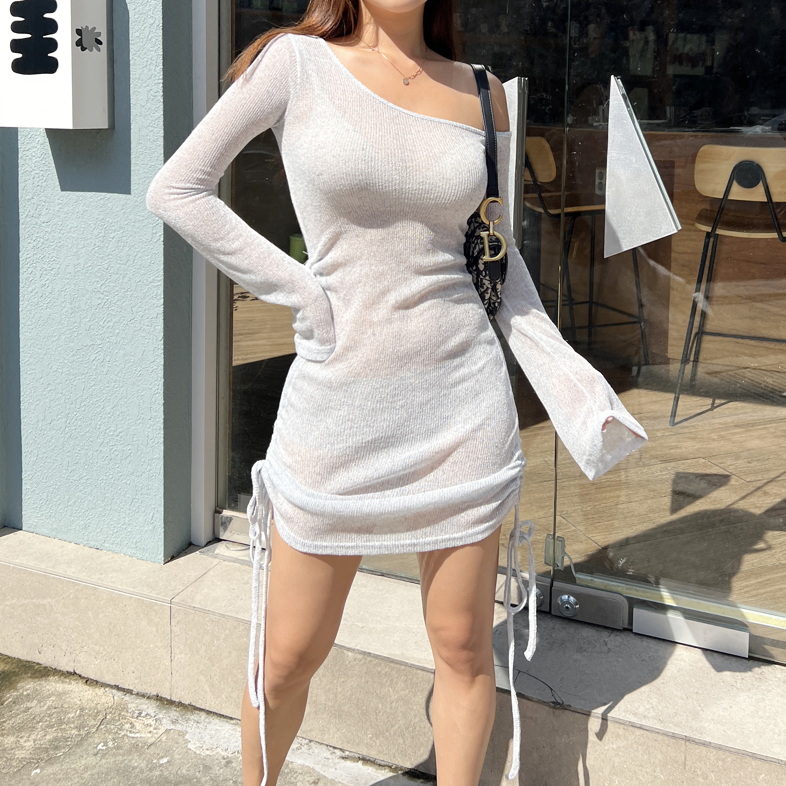 니네 커버업 시스루 니트 오프숄더 스트링 셔링 여름룩 미니원피스 3color - 상세 이미지 4