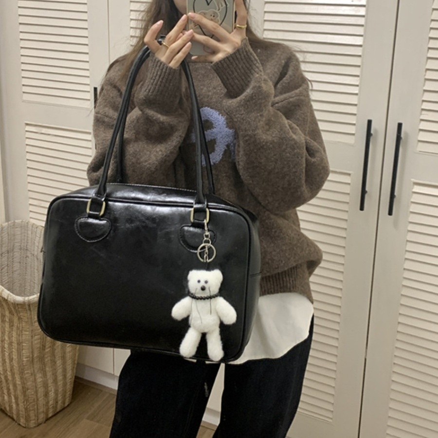 레드벨벳 조이 숄더백 가방 공항패션 오피스 사각백 의상 옷 패션 - 상품 이미지