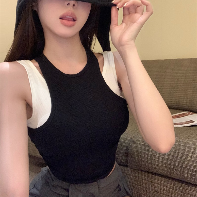 손나은 나시 민소매 티셔츠 인스타그램 튜브탑 패드 포함 의상 옷 패션 - 메인 이미지