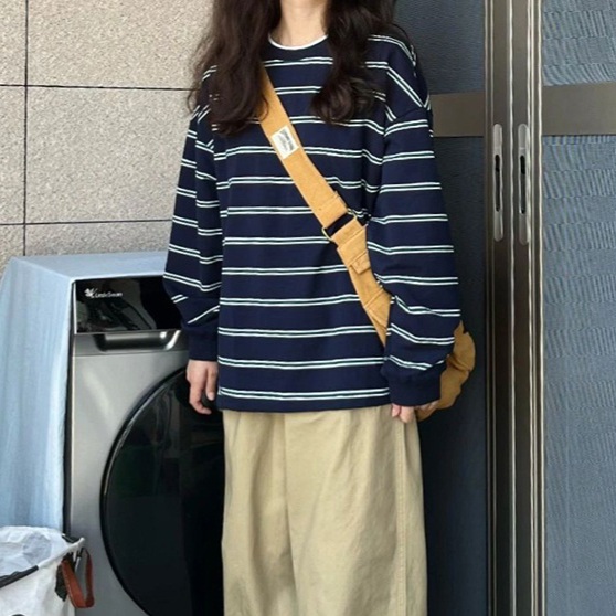 스트라이프 긴팔 티셔츠 루즈핏 여자 유명인 스타일 기자회견 힙한 우라하라 패션 코디 블루 - 상품 이미지
