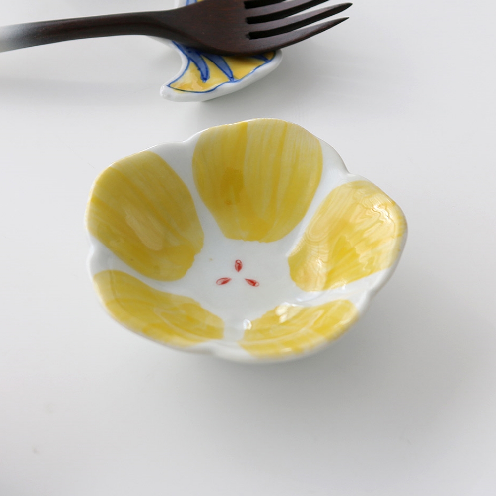 예쁜 앞접시 도자기 반찬그릇 나눔접시 종지 일식 한식 가정식 01 노란꽃 종지