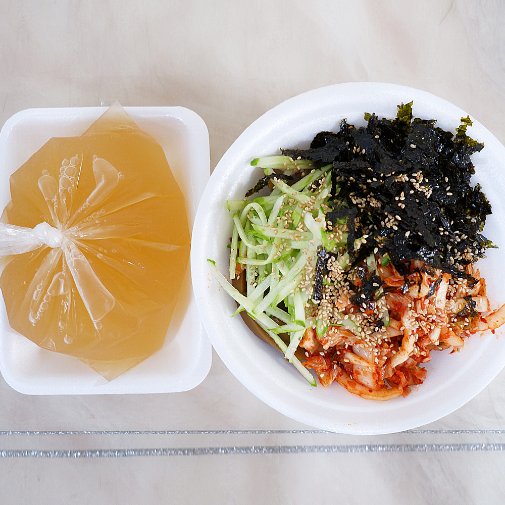 [수원시 배달] 새콤하게 시원한 묵사발 1팩 [정자 장금이맛집] : 동네시장 장보기