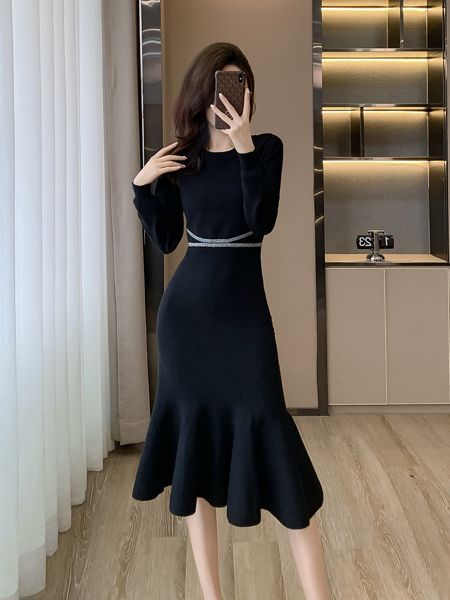 슬림핏  머메이드 피쉬테일스커트 블랙 니트원피스