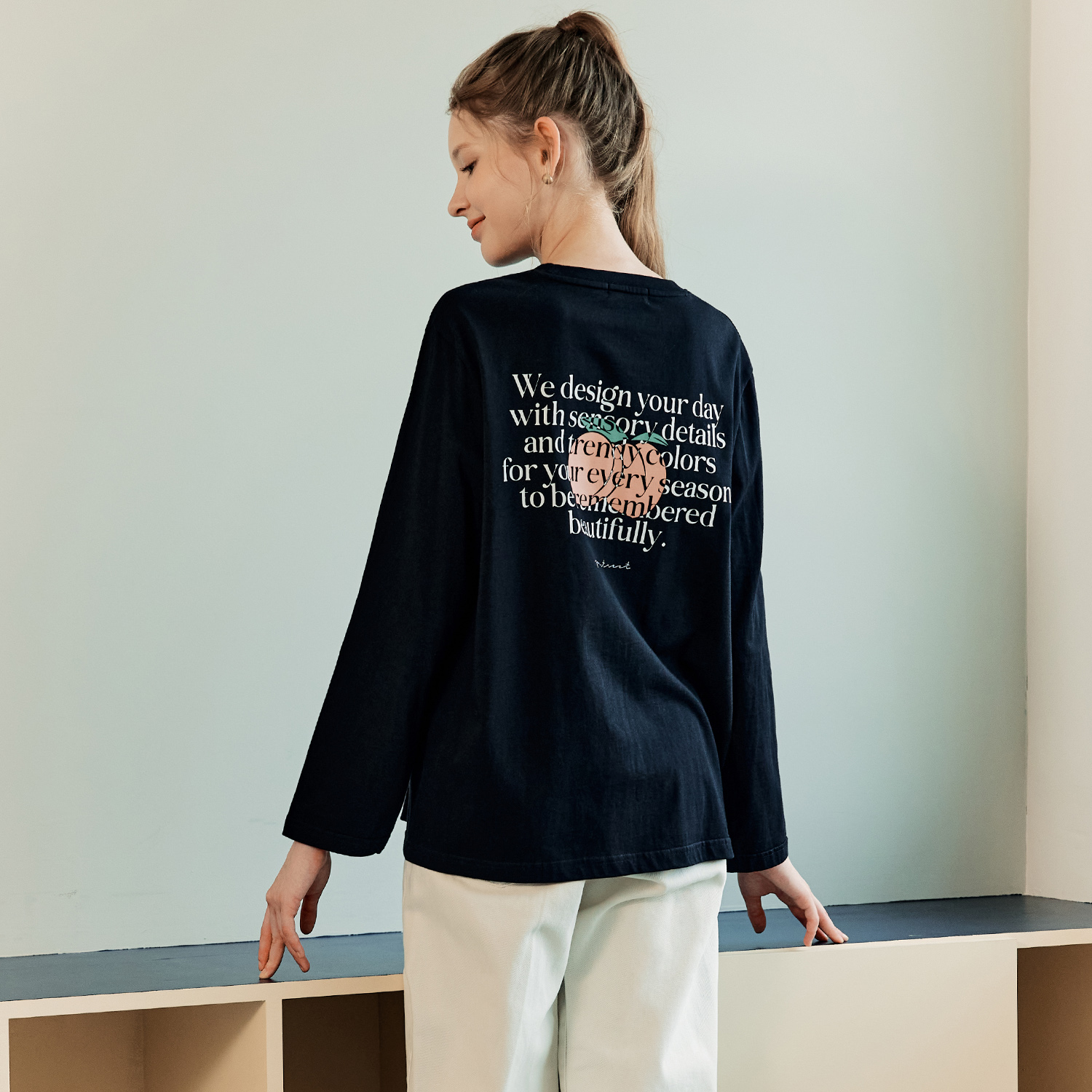 [제로스트릿][2컬러] 백 피치 긴팔 티셔츠 BACK PEACH LONG SLEEVE T-SHIRT - 상세 이미지 3