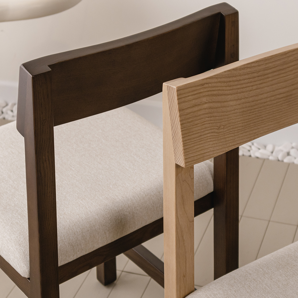 테이블의자 나무 원목 식탁 의자 패브릭 다이닝 코르체어