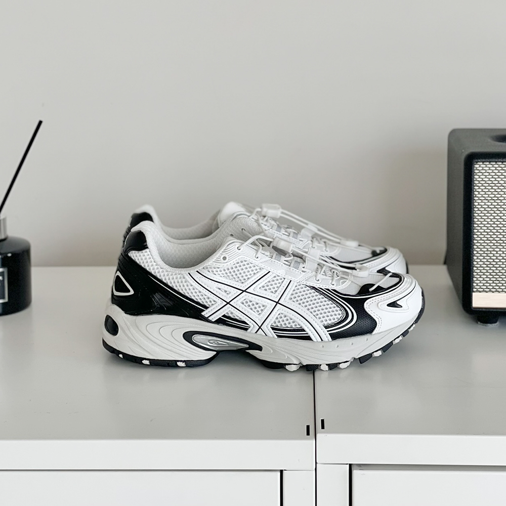 아식스 젤 카하나 실버 TR V4 화이트 블랙