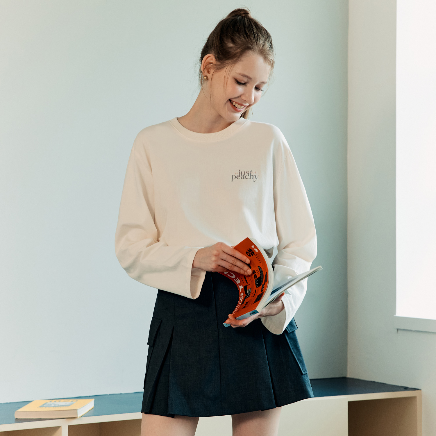 [제로스트릿][2컬러] 백 피치 긴팔 티셔츠 BACK PEACH LONG SLEEVE T-SHIRT - 상세 이미지 5