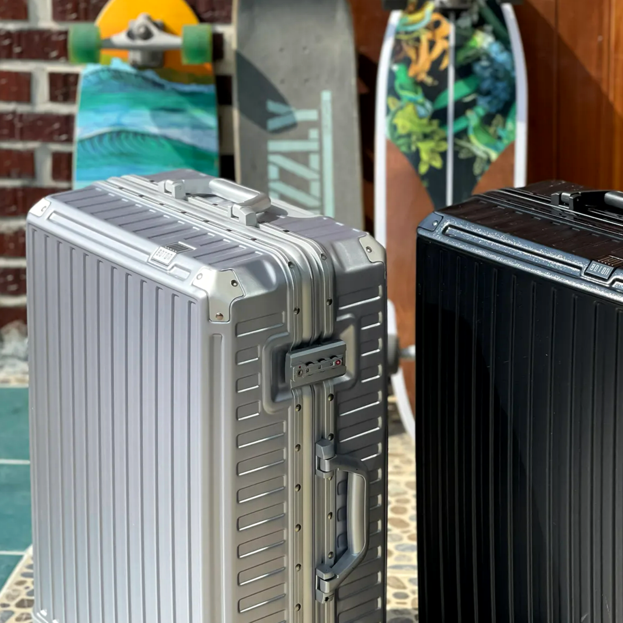 여행용캐리어 66cm(26인치) 대형 폴리카보네이트 금고형 벨라뷰 유럽여행 프리미엄 캐리어