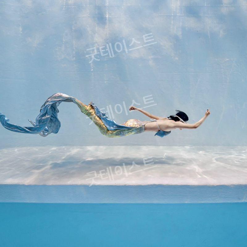머메이드 아웃핏 인어공주 다이빙 슈트 아쿠아리움 수족관 공연복 Lycra 라이크라 원단 그라데이션 오렌지 그린 S - 상세 이미지 2