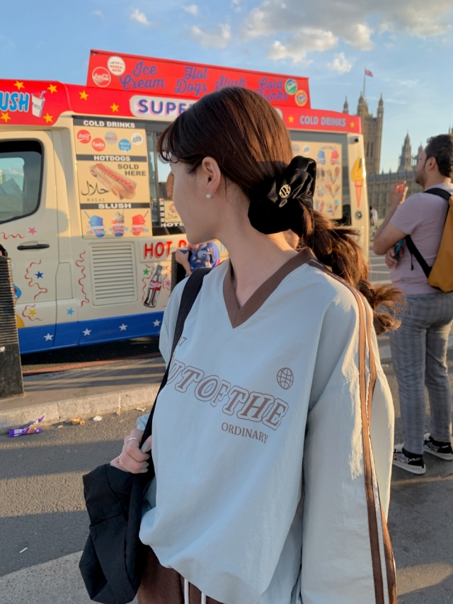 💕URBANE MADE💕 벨벳 곱창밴드 헤어 스크런치 머리끈 헤어슈슈 (당일출고 4c) 상세 이미지 296