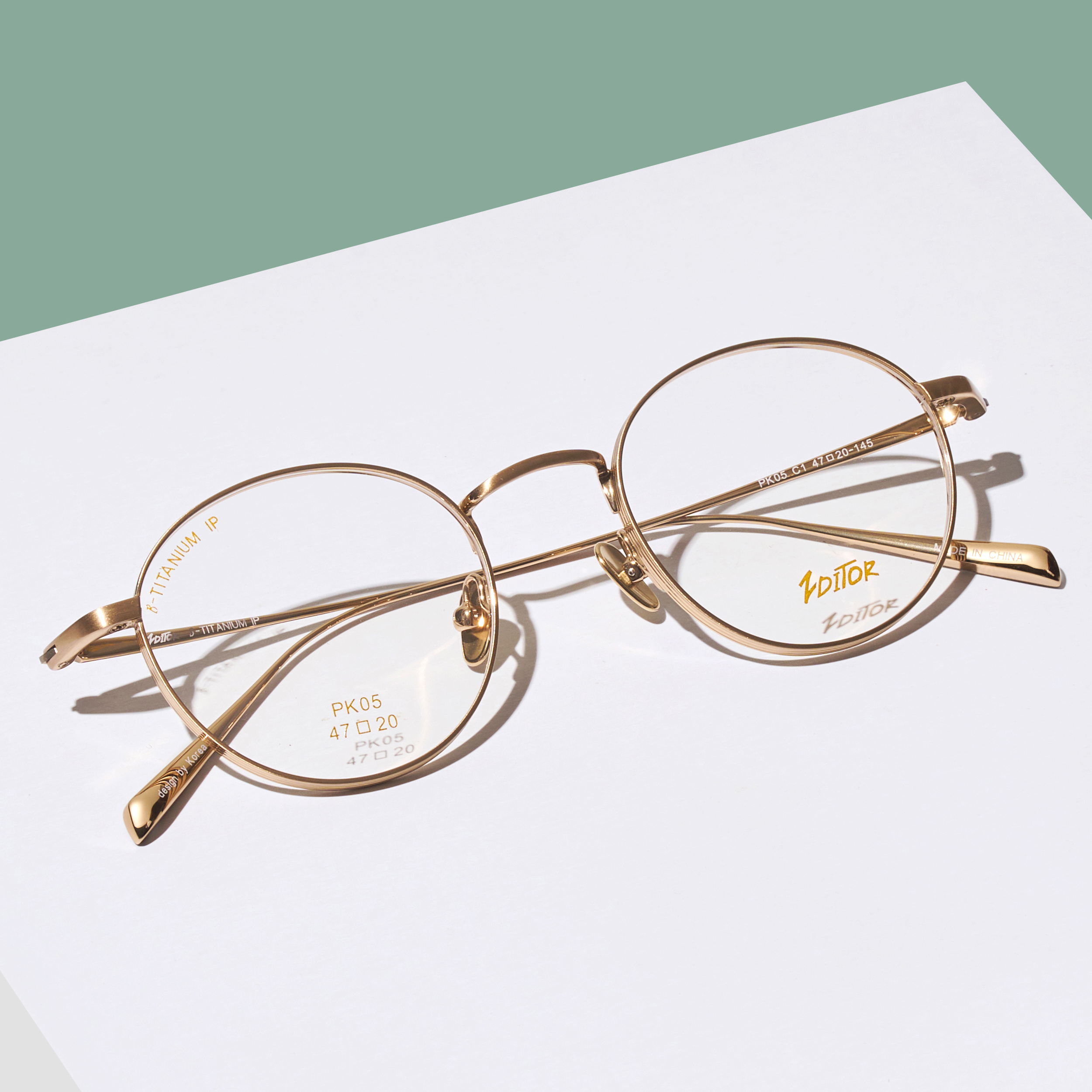 가벼운 동글이 티타늄 안경테 자외선 블루라이트차단 금테 은테 고도근시