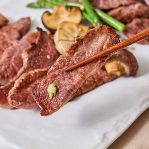한우 선물세트 마장동 투뿔 소고기 설로인 고기 설 명절 추석 맛있게 먹은 솔직 후기 - 상품 이미지 3