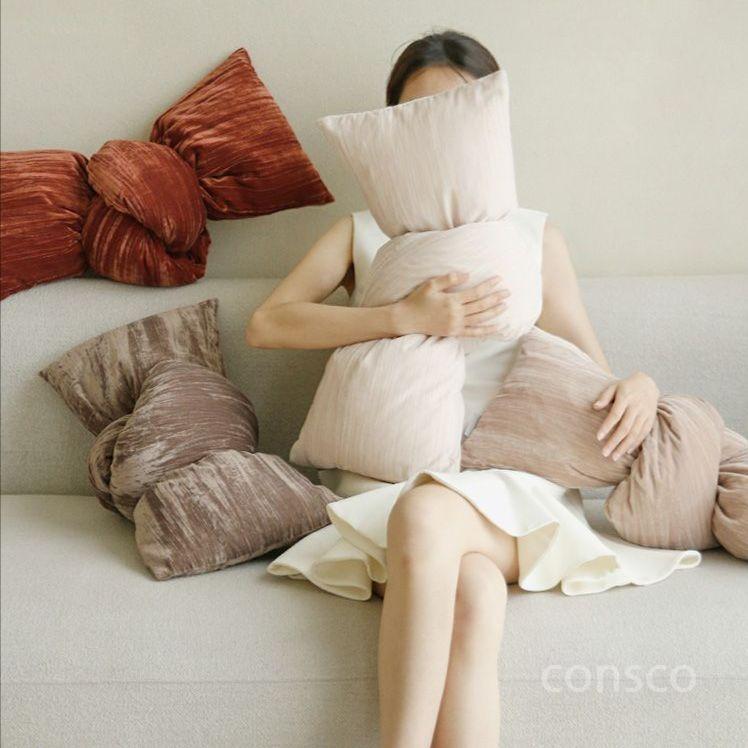 리본 빅 쿠션 FW 침실 거실 소파 베개 치즈 밀크티 - 상품 이미지