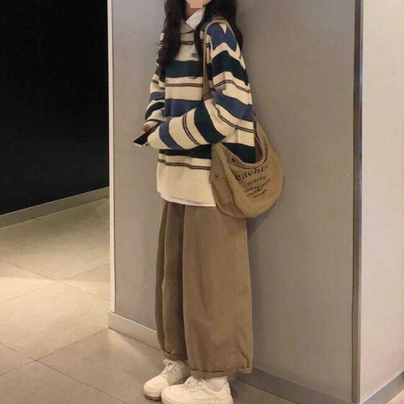 엄마친구아들 2화 심소영 티셔츠 긴팔 이나윤 빅사이즈 줄무늬 의상 옷 패션 - 메인 이미지