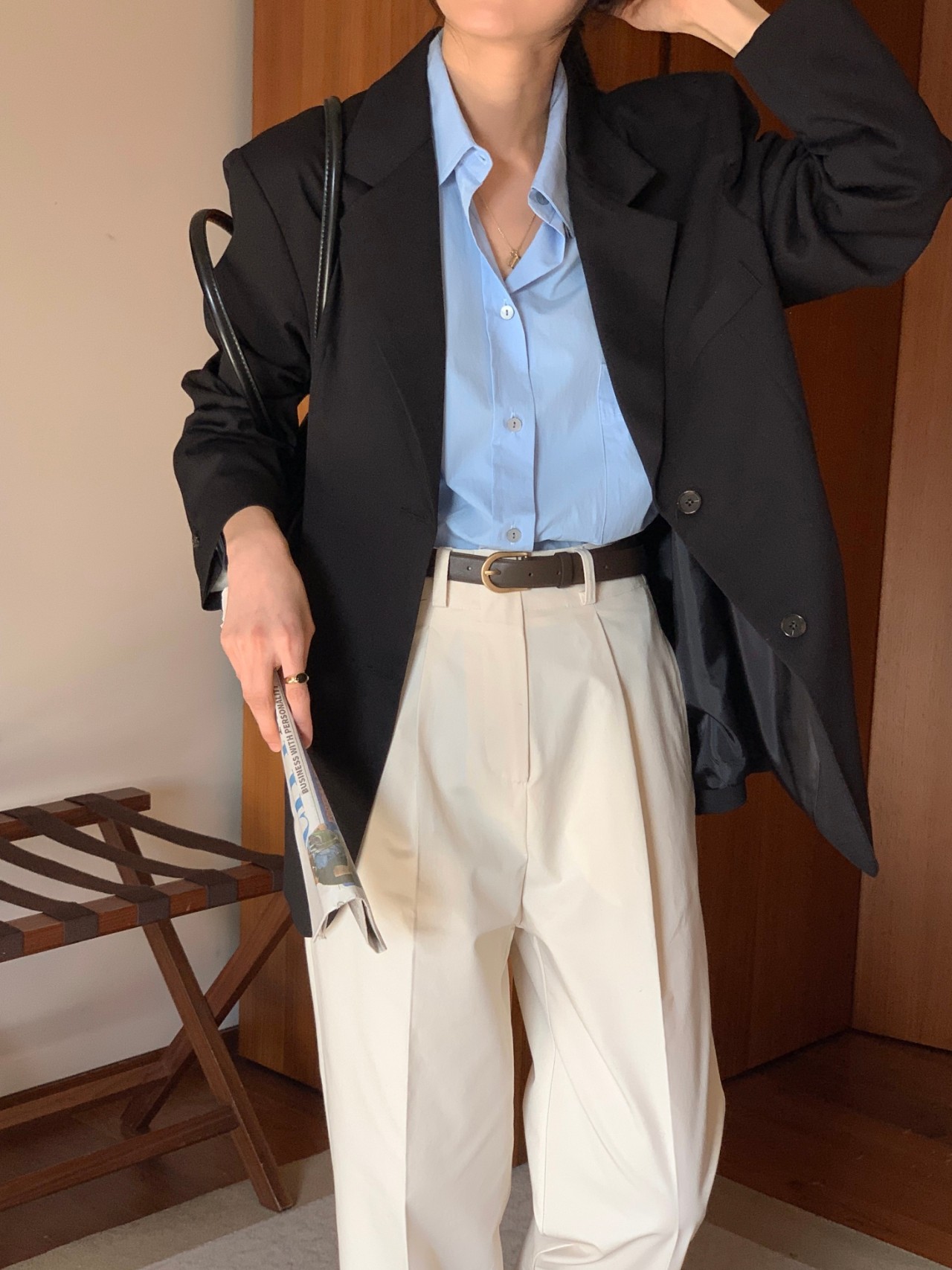오버무드 여성 클래식 오버핏 하프 하객룩 정장 간절기 싱글 투버튼 긴팔 자켓 2color - 상품 이미지