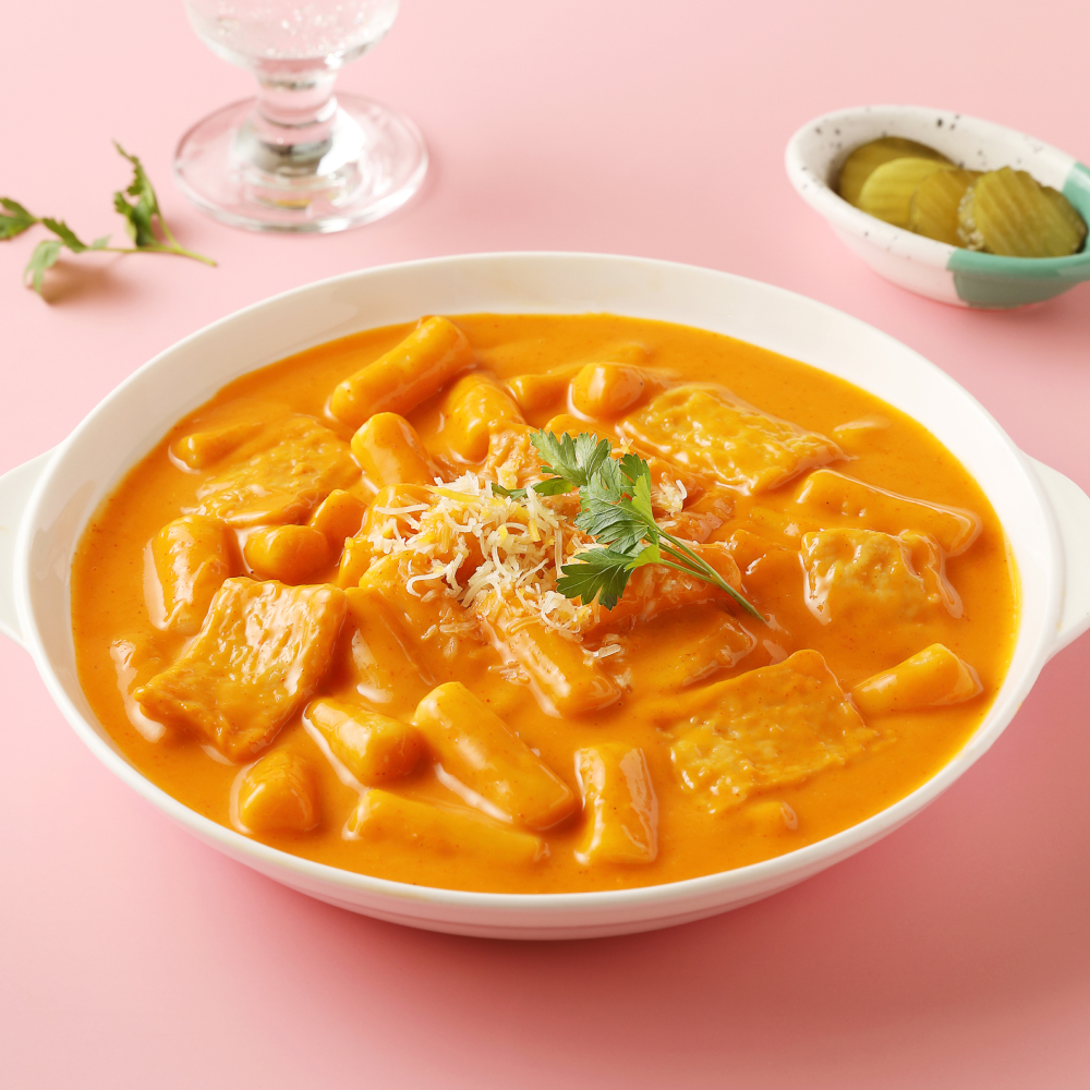 푸딩팩토리 로제 국물떡볶이 570g 어묵포함 간편조리 - 상품 이미지