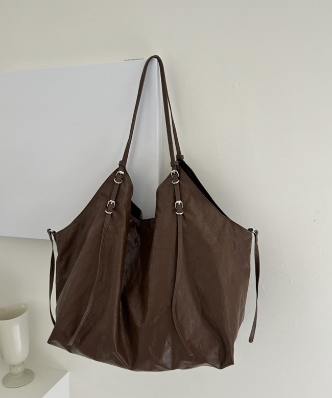 가죽 레더 버클 빅 스퀘어 쇼퍼 숄더백 직장인 보부상가방