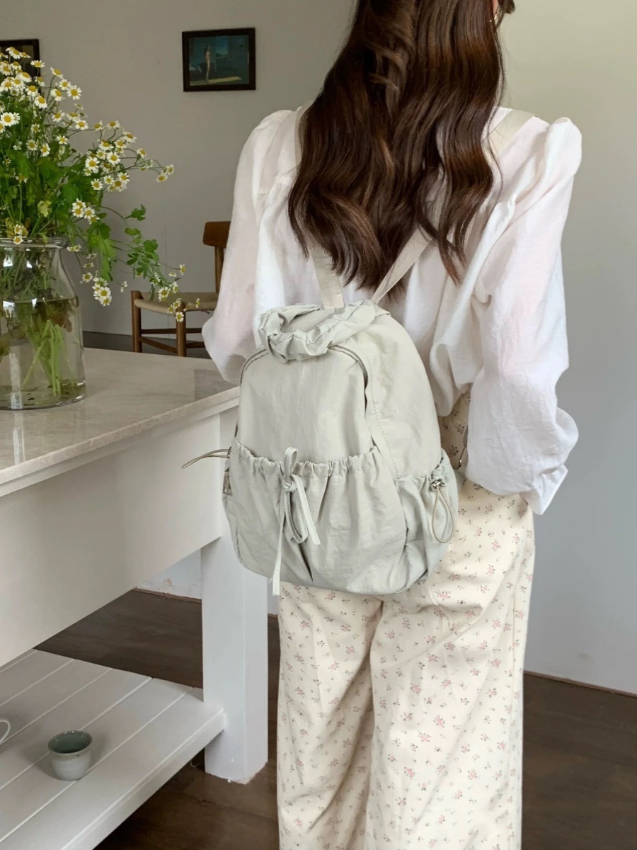 언니네산지직송 6화 안은진 백팩 가방 나일론 대용량 의상 옷 패션 - 상세 이미지 5