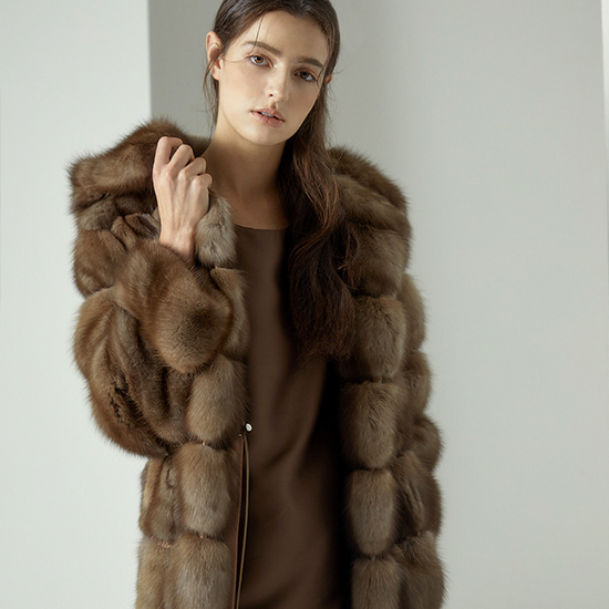 [로보] 러시아 SOBOL 세이블 후드 롱코트 FUR23B805-2 - 상세 이미지 3