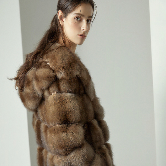 [로보] 러시아 SOBOL 세이블 후드 롱코트 FUR23B805-2 - 상세 이미지 4