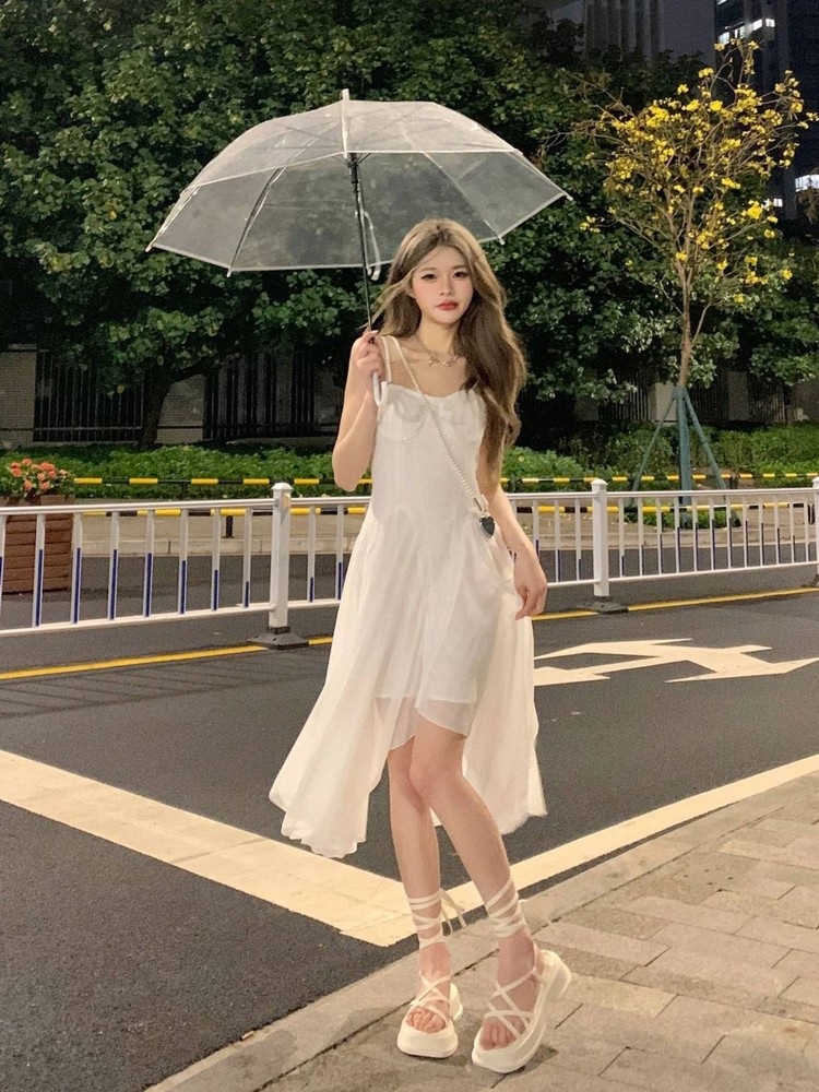 아이브 가을 원피스 화이트 공항패션 셔링 민소매 의상 옷 패션 - 상세 이미지 5
