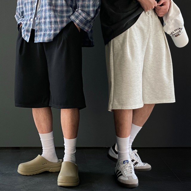 1+1 남자버뮤다팬츠 남자와이드반바지 6부반바지 - 상품 이미지