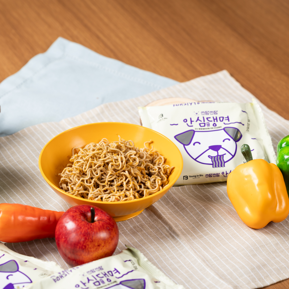쓰담쓰담 안심댕면 닭고기맛70g - 상품 이미지