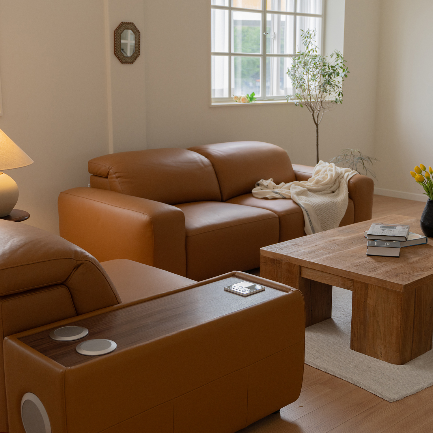 가죽 슬립 카멜 전동 리클라이너 슬라이딩 모션 무빙 소파 전체 천연가죽 쇼파 베드 카멜