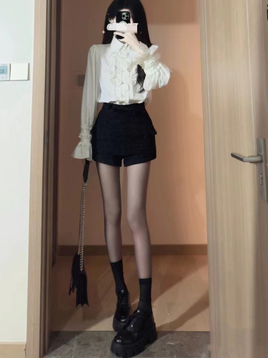 손해보기싫어서 1화 신민아 블라우스 셔츠 손해영 셔링 레이스 의상 옷 패션 - 상세 이미지 2