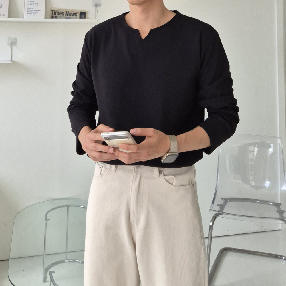 무지 티셔츠 빅사이즈 오버핏 브이넥 흰티 남자 긴팔티 - 메인 이미지