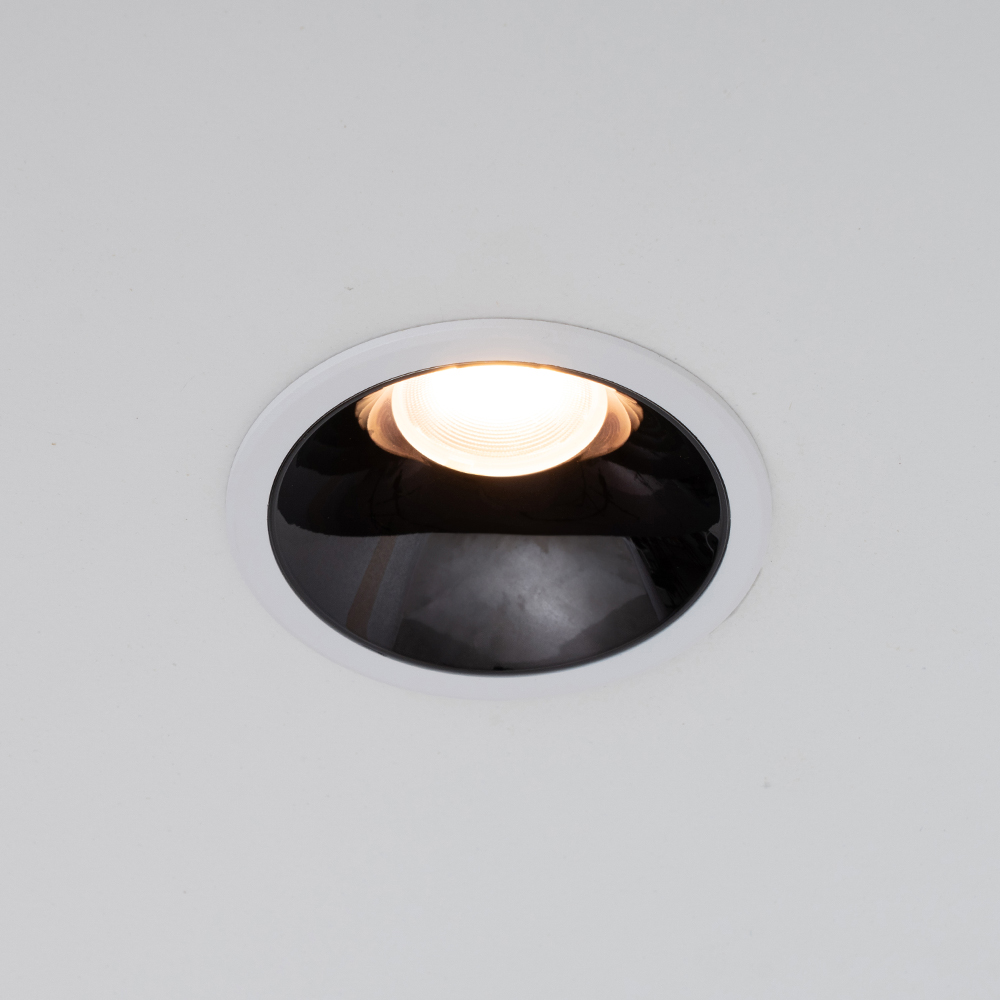 LED 55mm(2인치) 다운라이트 IOT 움푹 7W 흑도금 - 상품 이미지