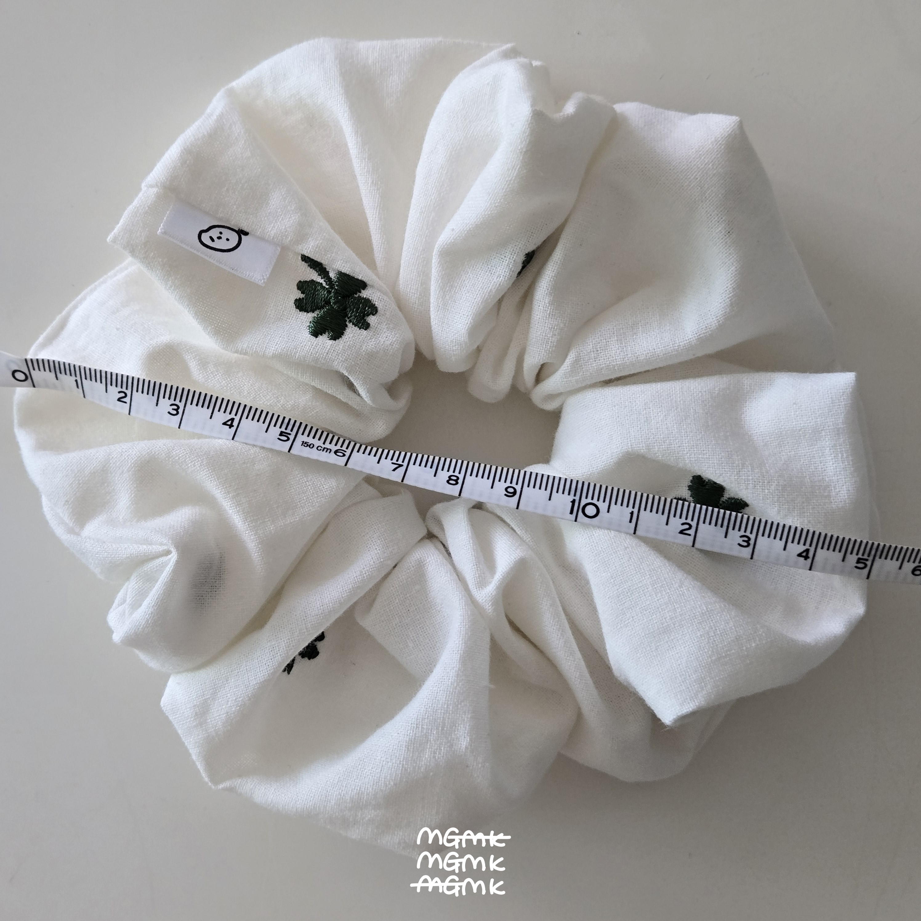 맹고마켓 클로버(clover) 자수 스크런치 곱창밴드 머리끈 - 상세 이미지 5