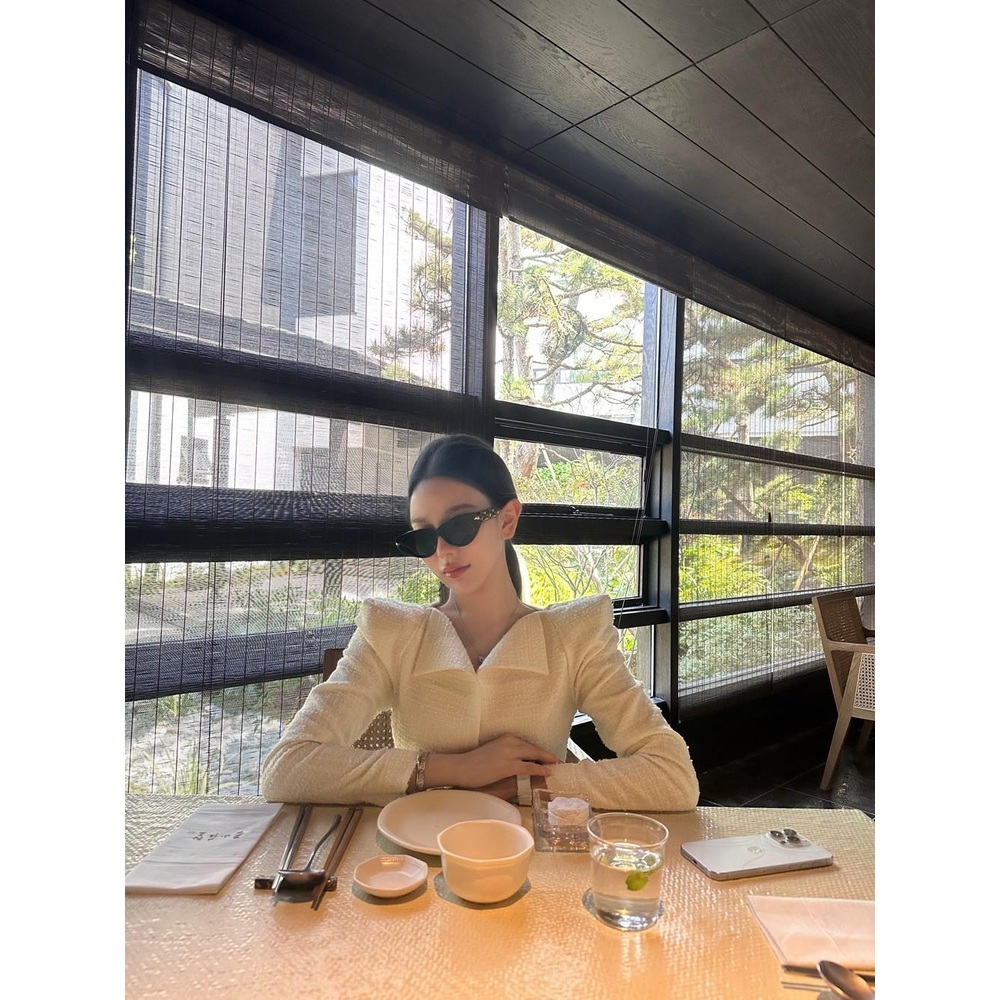 손해보기싫어서 2화 신민아 자켓 정장 손해영 오피스 하객룩 의상 옷 패션 - 상세 이미지 2