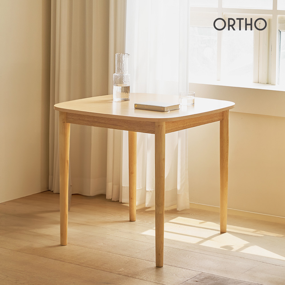 올쏘 헤이 사각 원목 2인용 식탁 카페 테이블