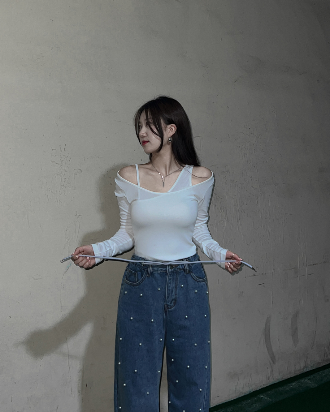 레이어드티 어깨트임티셔츠 오픈숄더티 - 상세 이미지 2