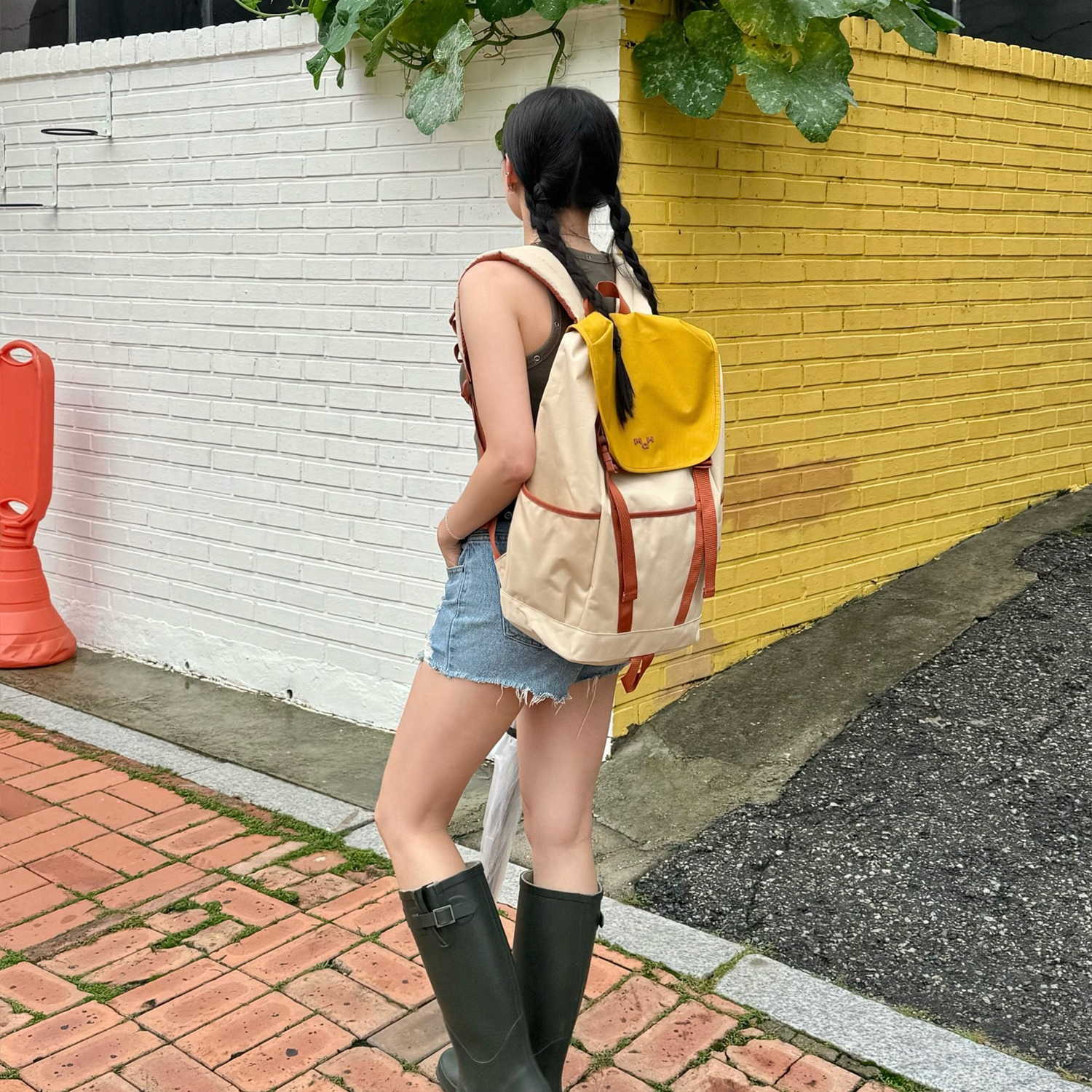 마흐 영투어 백팩 30L 대용량 노트북 수납 학생 직장인 가방 옐로우크림 이미지 6