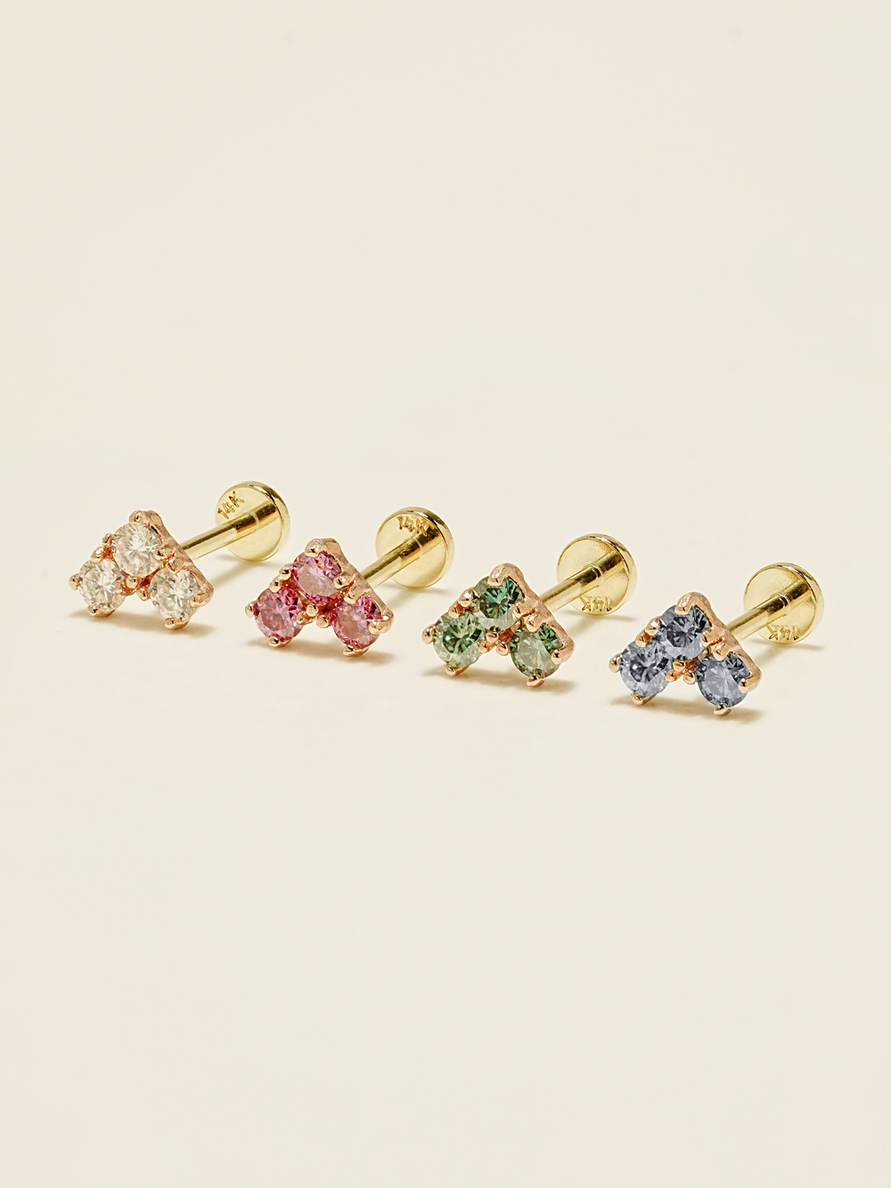 [0.8mm]14K 인터널 모이사나이트 다이아 블럭 하트 라블렛 피어싱 귀걸이 - 상세 이미지 3
