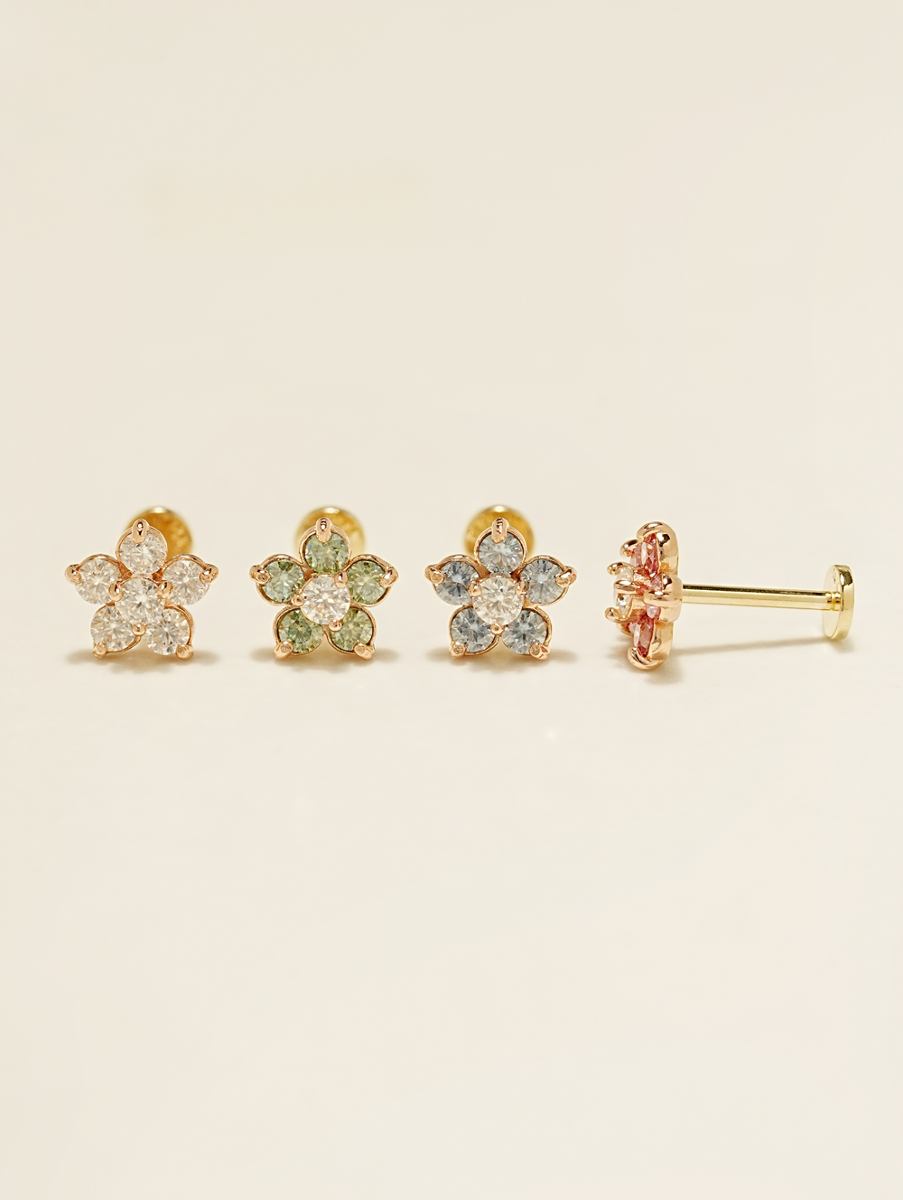 [0.8mm]14K 인터널 모이사나이트 다이아 플라워 라블렛 피어싱 귀걸이 - 상세 이미지 3