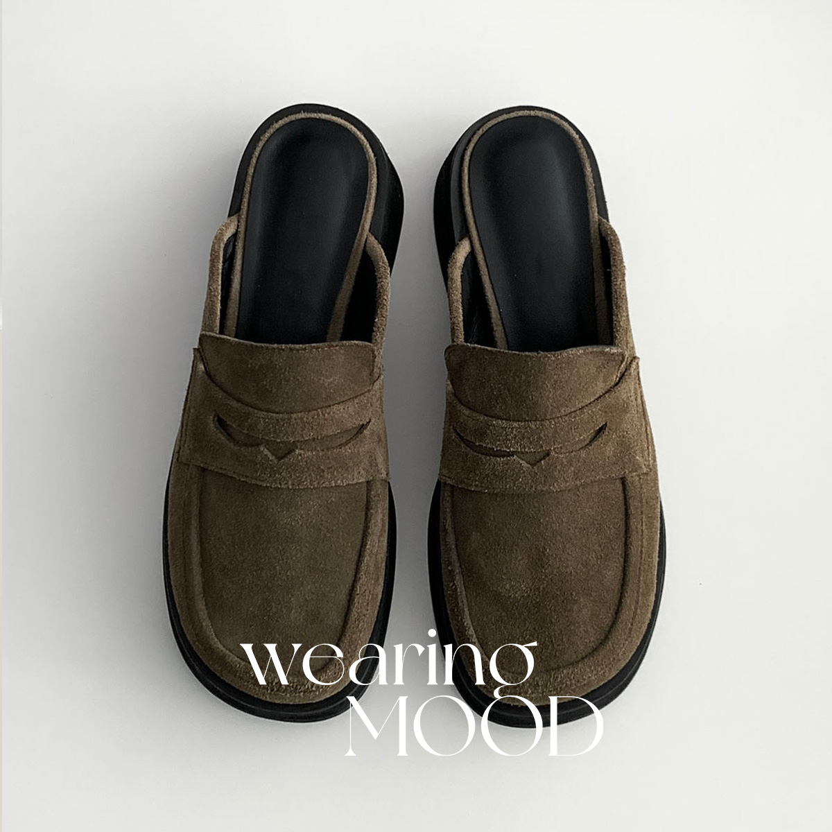 수제화 칼리지 블로퍼 통굽 뮬 리얼 스웨이드 슬리퍼 (4cm/2c) 웨어링무드