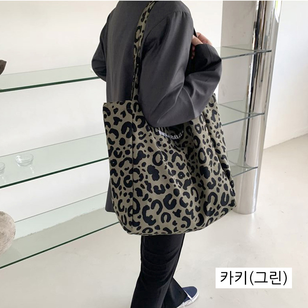 호피 패턴 가벼운 빅사이즈 숄더백 호랑이무늬 대형 큰숄더백 쇼퍼백 데일리가방 - 상세 이미지 3