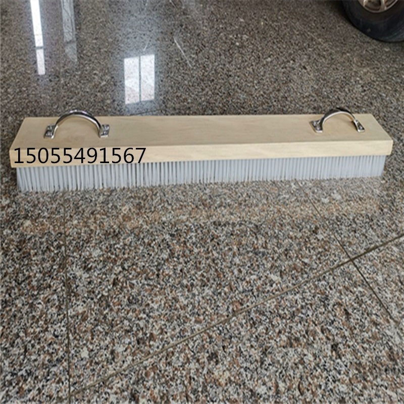 무빙워크 브러쉬 에스컬레이터 청소 용품 틈새 밀대 솔 너비 타입 96cmX15cm - 상품 이미지